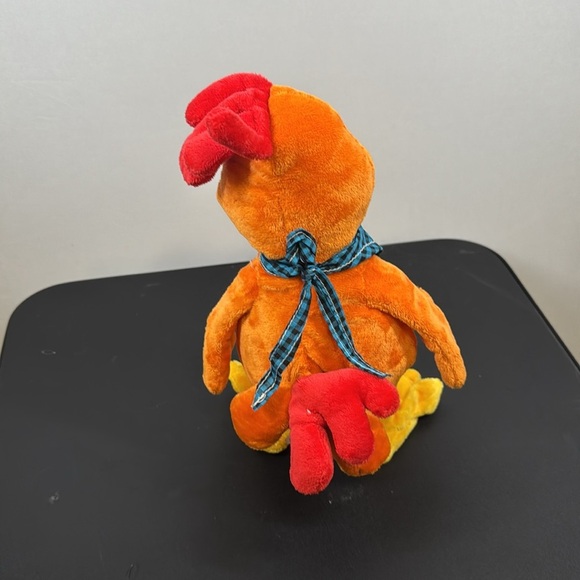 A fun dancing chicken! Touch hand for dancing. 😄❤️ - Picture 3 of 3